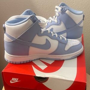 Women Nike Dunk High (White/ Aluminum)